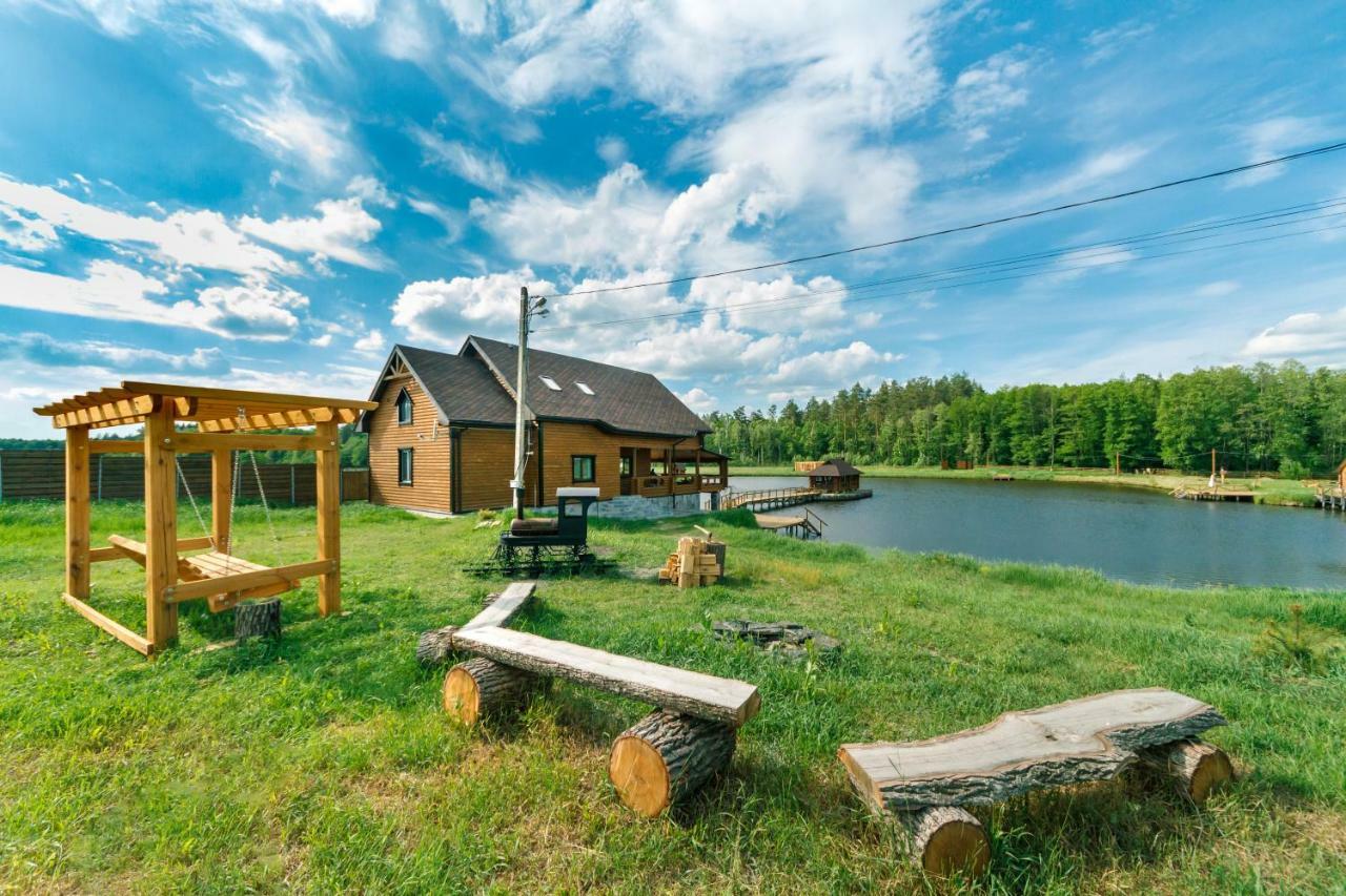 Guesthouse On The Lake With Bathhouse 70 Km From Kiev Makariv Exterior photo