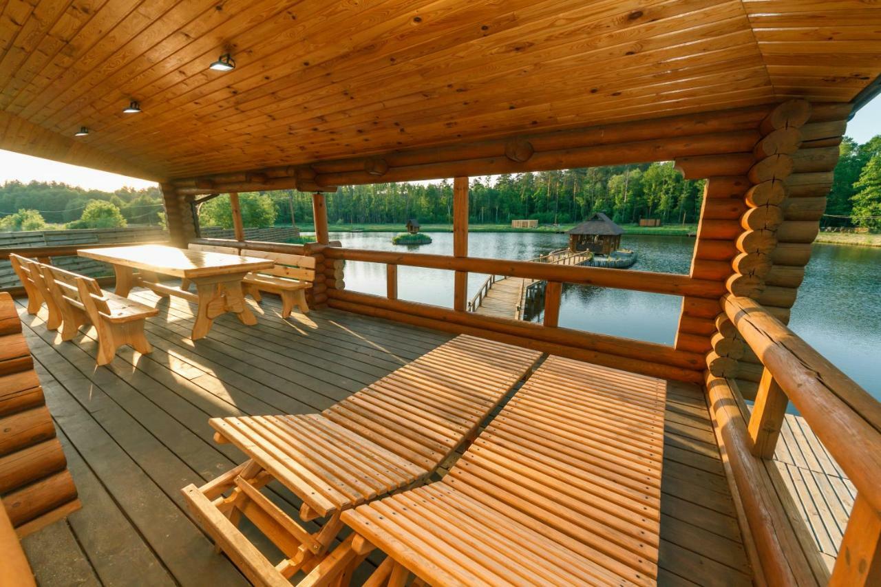 Guesthouse On The Lake With Bathhouse 70 Km From Kiev Makariv Exterior photo